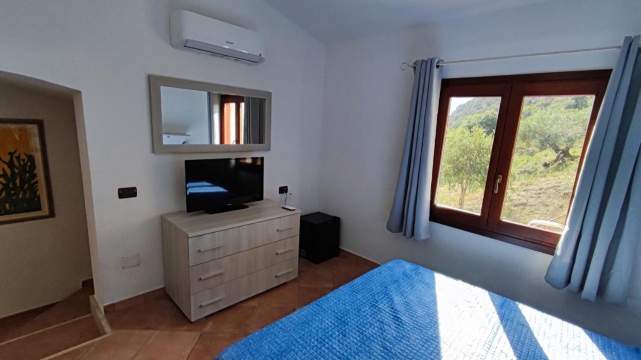 Casa L'Ulivariu Affittacamere San Teodoro  Exteriér fotografie