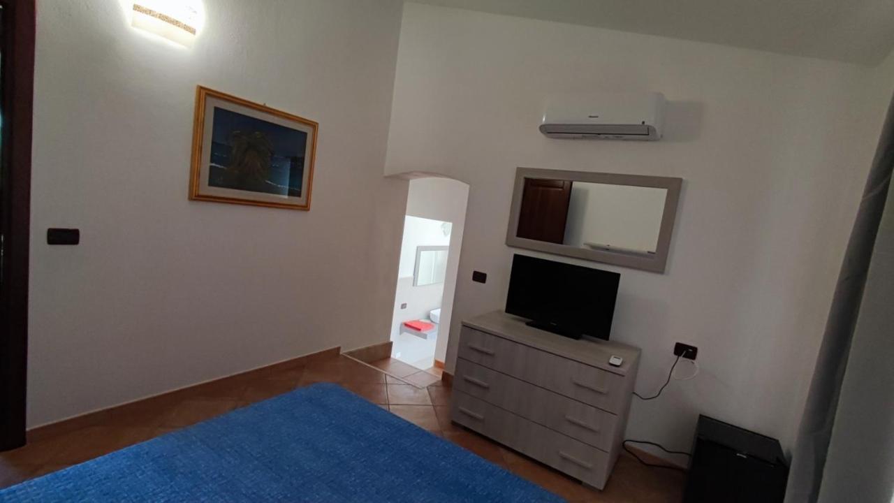 Casa L'Ulivariu Affittacamere San Teodoro  Exteriér fotografie